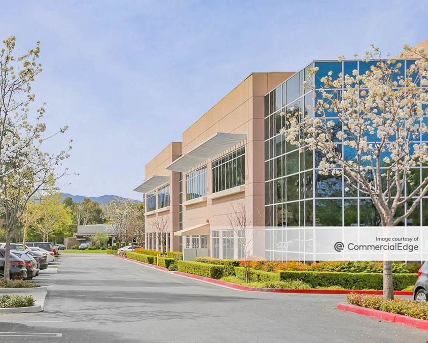 Edge Business Suites - 2629 Townsgate Road