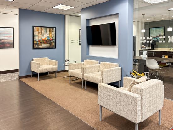 Regus - Toronto - Queen & Bay