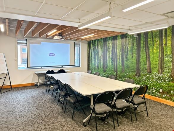 Preview this HQ - Ste-Foy - Ave Des Hotels Coworking space for Rent in Québec