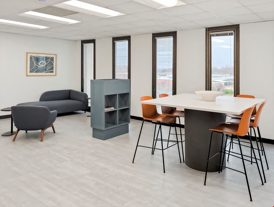 Regus - Hickory - Tate Blvd
