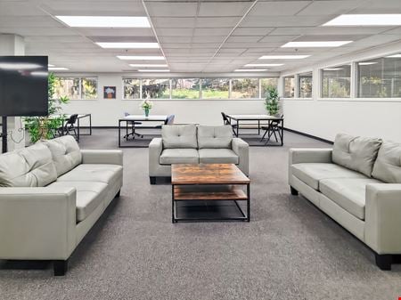 Preview this Regus - Brookfield - Bishops Way Coworking space for Rent in Brookfield