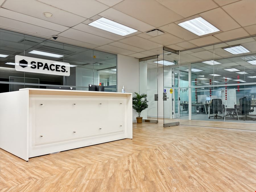 Spaces - Toronto - 325 Front Street West