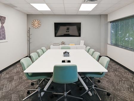 Preview this Regus - Oklahoma City N May Ave Coworking space for Rent in Oklahoma City