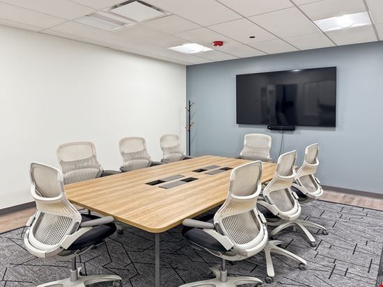 Regus - Chicago - N Clark St