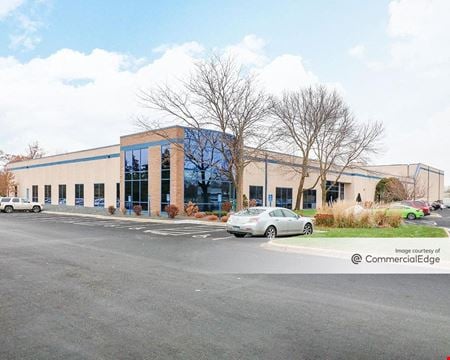 Preview this Warespace - Minneapolis Coworking space for Rent in Eden Prairie