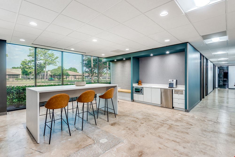 Workstyle Flexible Spaces - 5600 Northwest Central Drive