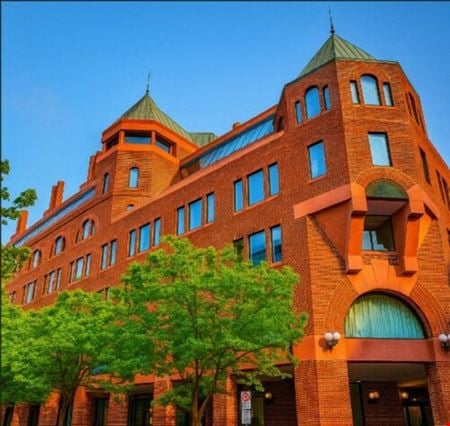 Preview this AdvantEdge Workspaces - Jefferson Courts Coworking space for Rent in Washington