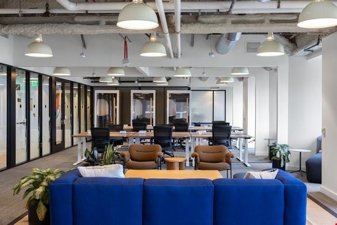 Preview this WeWork - 201 Spear St Coworking space for Rent in San Francisco
