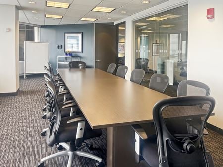 Preview this Regus - Detroit - RenCen Coworking space for Rent in Detroit