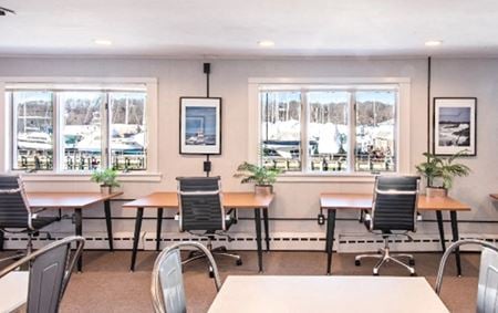 Preview this Modern Office Space Long Island - New York Avenue Coworking space for Rent in Huntington