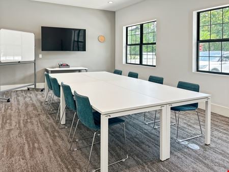 Preview this Regus - Jacksonville - Fortune Pky Coworking space for Rent in Jacksonville