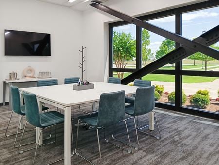 Preview this Regus - Oklahoma City - W Reno Ave Coworking space for Rent in Oklahoma City