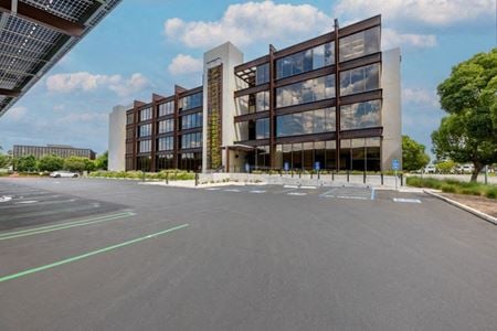 Preview this 2082 Michelson Executive Suites Coworking space for Rent in Irvine