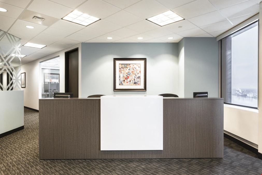 Regus - Detroit - RenCen