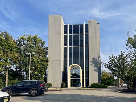 Preview this Regus - Hasbrouck Heights - State Route 17 Coworking space for Rent in Hasbrouck Heights