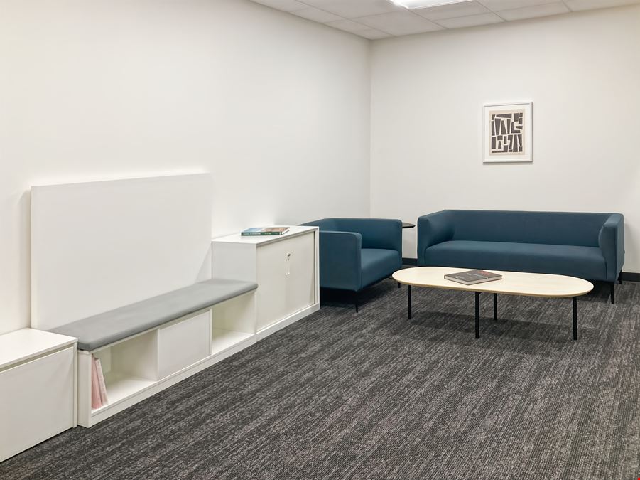 Regus - Burlington - S Main St