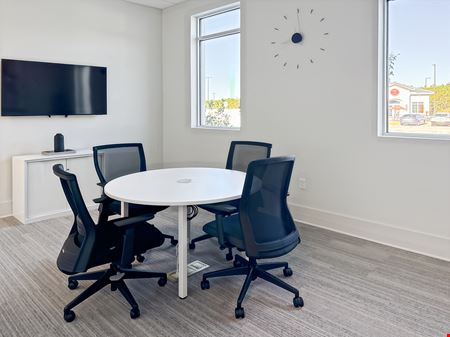 Preview this Regus - Apopka - Ocoee Rd Coworking space for Rent in Apopka