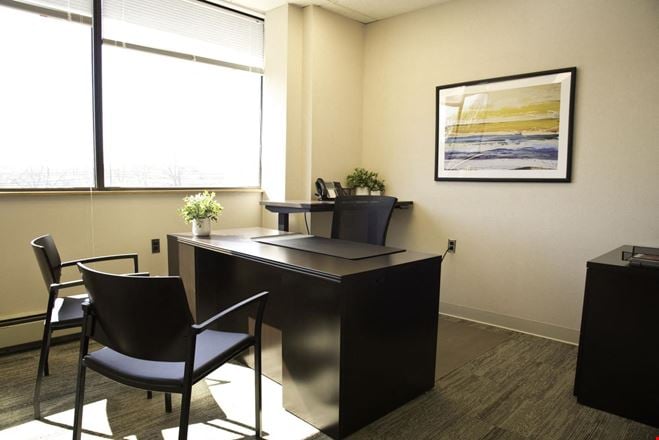 Preview this American Executive Centers - Marlton Coworking space for Rent in Evesham