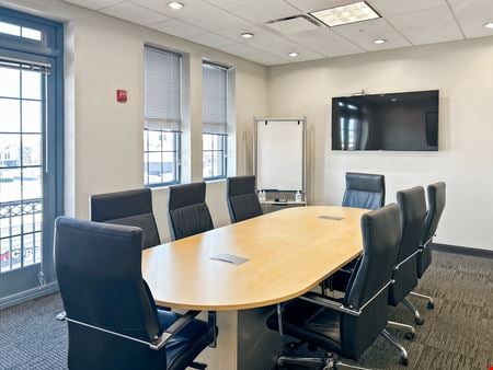 Preview this Regus - Hampton - Peninsula Town Center Coworking space for Rent in Hampton