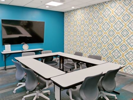 Preview this Regus - Madison - W Broadway Coworking space for Rent in Madison