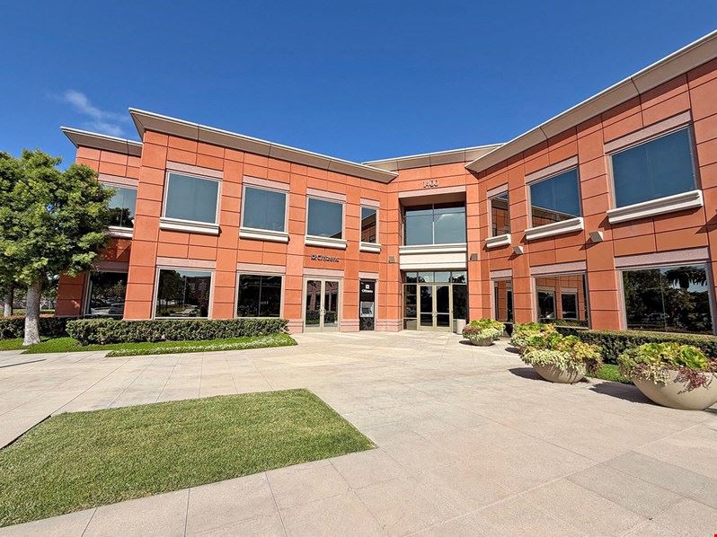 Premier Workspaces - 14N - Newport Beach