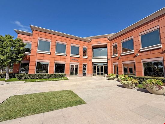 Premier Workspaces - 14N - Newport Beach