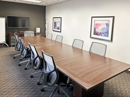 Preview this Regus - Lee's Summit - Business Exchange Building Coworking space for Rent in Lee's Summit