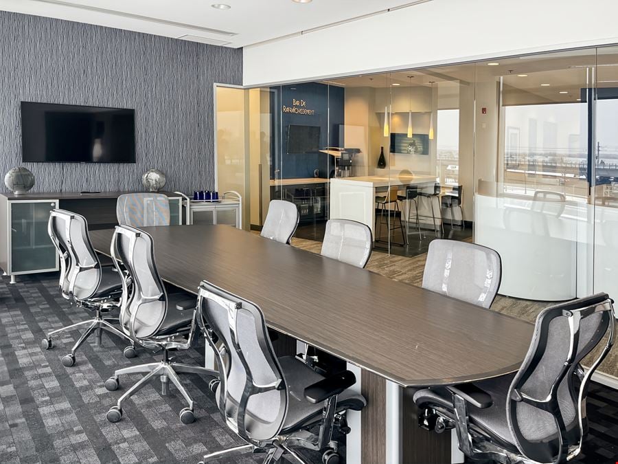 Regus - Pointe Claire - Montreal Airport