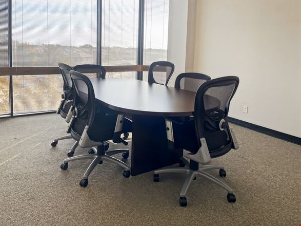 Preview this Regus - Bedford - 1600 Airport Freeway Coworking space for Rent in Bedford