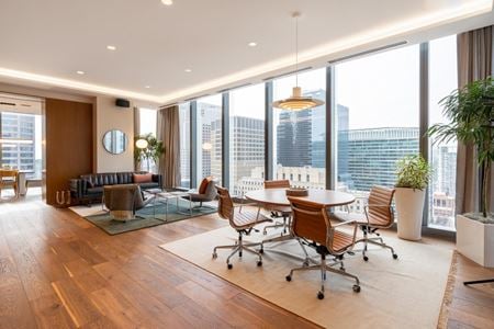 Preview this Signature - Chicago – 110 North Wacker Drive Coworking space for Rent in Chicago