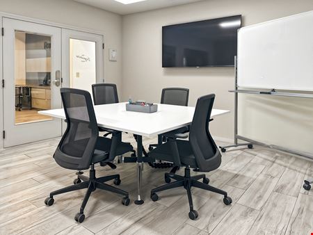 Preview this Regus - Tucson - N Oracle Road Coworking space for Rent in Tucson