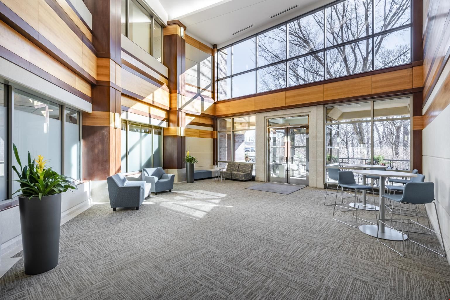 MN, Eagan - Grand Oak I