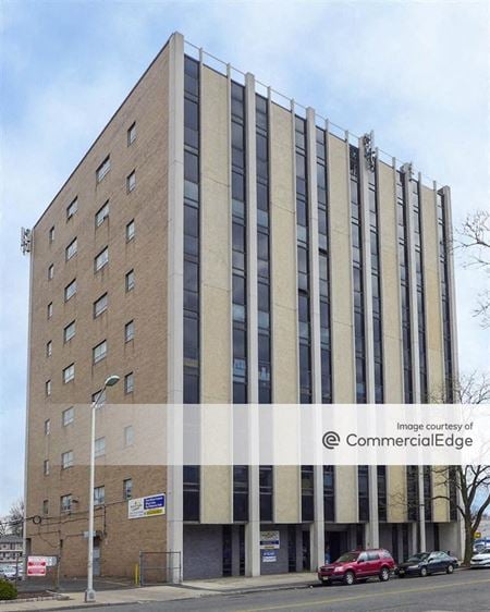 Preview this 134 Evergreen Place - East Orange Coworking space for Rent in East Orange