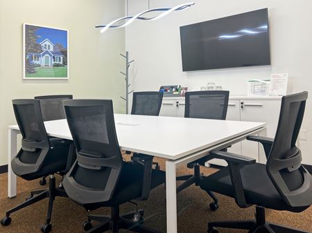 Preview this Regus - Burleson - E Renfro St Coworking space for Rent in Burleson