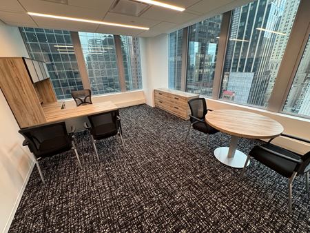 Preview this Stark Office Suites - 825 Third Avenue Coworking space for Rent in New York