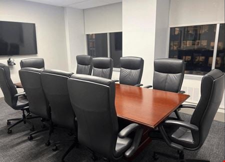 Preview this NYC Conference Rooms Coworking space for Rent in New York City