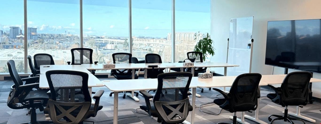 Republique Real Estate Group - Conference Space at Bridgeport Business Center
