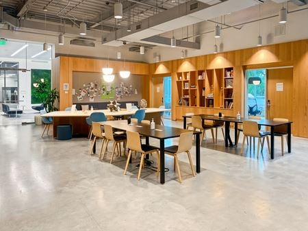 Preview this Spaces - Franklin - Mallory Coworking space for Rent in Franklin