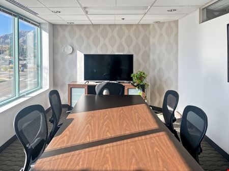 Preview this Regus - Baseline Office Suites Coworking space for Rent in Boulder 
