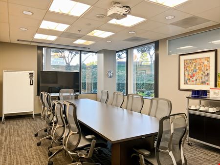 Preview this Regus - San Diego - One Pacific Heights Coworking space for Rent in San Diego