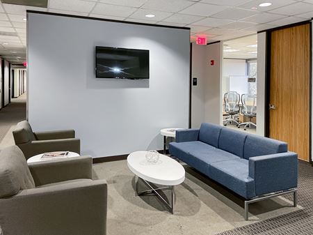 Preview this Regus - Wilcrest Coworking space for Rent in Houston