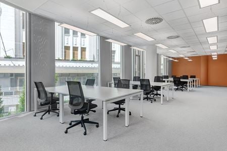 Preview this Regus - Chardon - 7th Ave Coworking space for Rent in Chardon