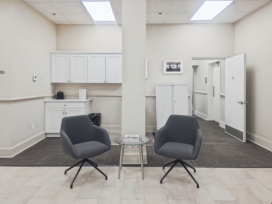 Regus - Jackson - N Liberty St