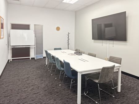 Preview this Regus - Riverview - Crescent Park Coworking space for Rent in Riverview