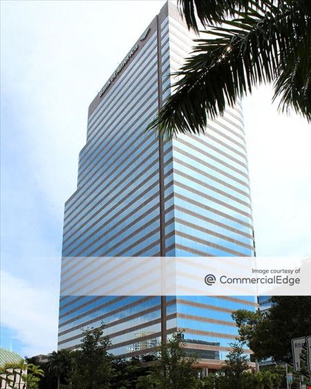 Preview this Office Edge - Brickell Avenue Coworking space for Rent in Miami