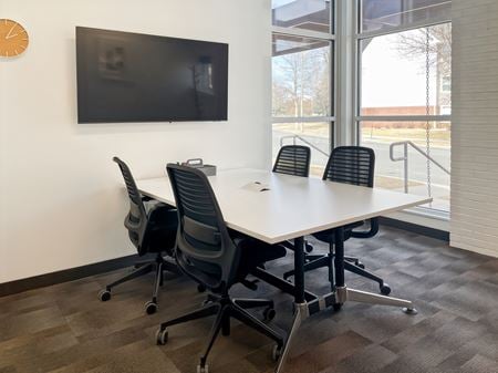 Preview this Regus - CL Oak Park Drive Fort Collins Coworking space for Rent in Fort Collins