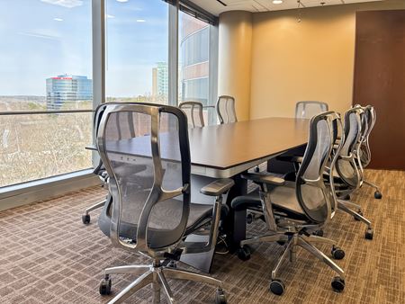 Preview this Regus - Atlanta - Parkwood Coworking space for Rent in Atlanta