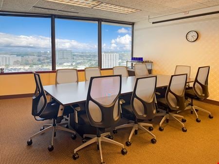 Preview this HQ - Oak Brook - Regency Towers Coworking space for Rent in Oak Brook