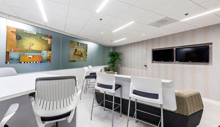 Preview this AdvantEdge Workspaces - Chevy Chase Coworking space for Rent in Washington
