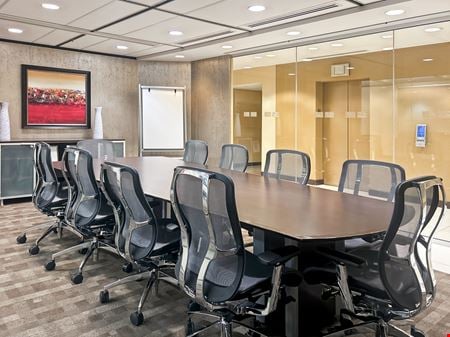 Preview this Regus - Edmonton – Manulife Place Coworking space for Rent in Edmonton